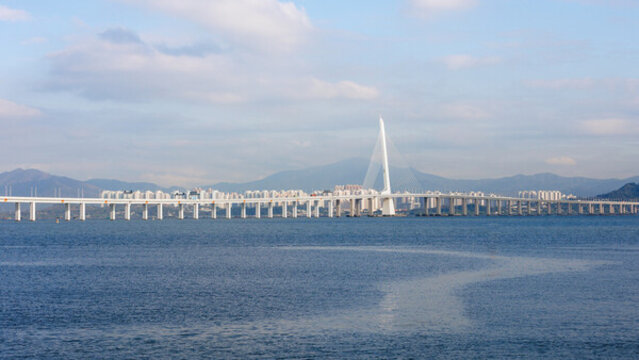 深圳灣公路大橋