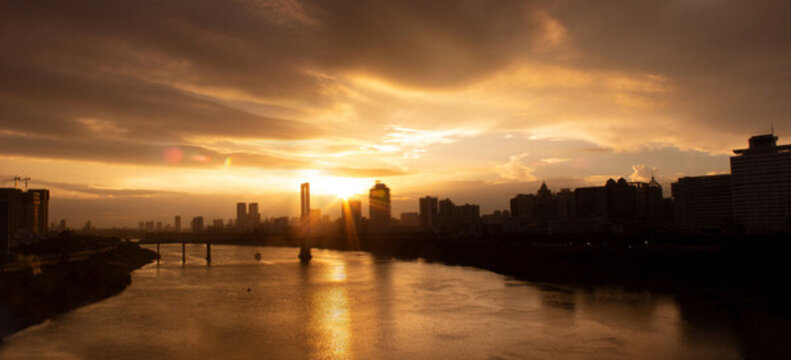 白沙夕照