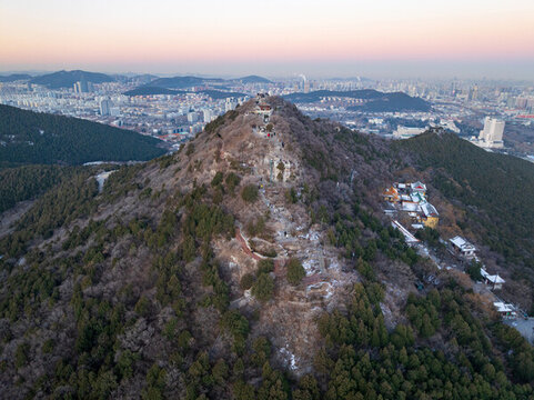千佛山上航拍濟(jì)南都市風(fēng)光