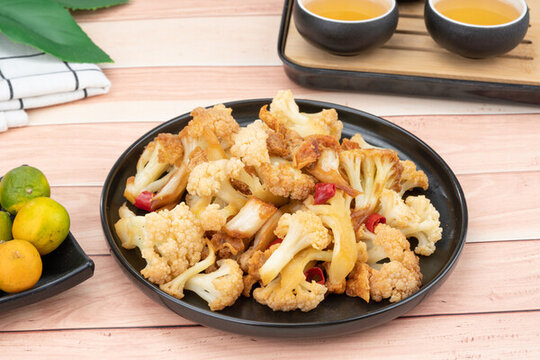 花菜炒豬油渣