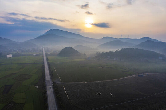 廣西鐘山西山嶺風(fēng)光