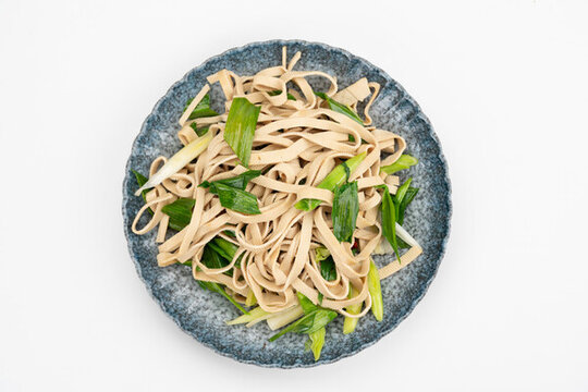 蒜苗炒豆皮
