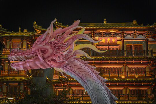 龍雕塑