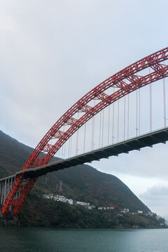 2013年巫山長(zhǎng)江大橋