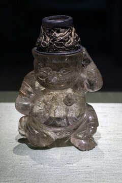 明代水晶力士燭臺(tái)