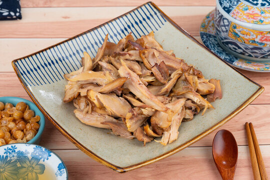 調(diào)味雞腿肉加料