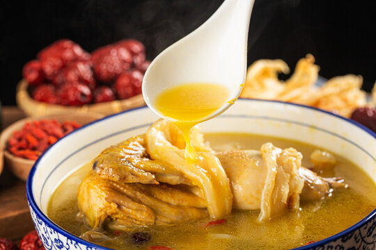 花膠雞湯