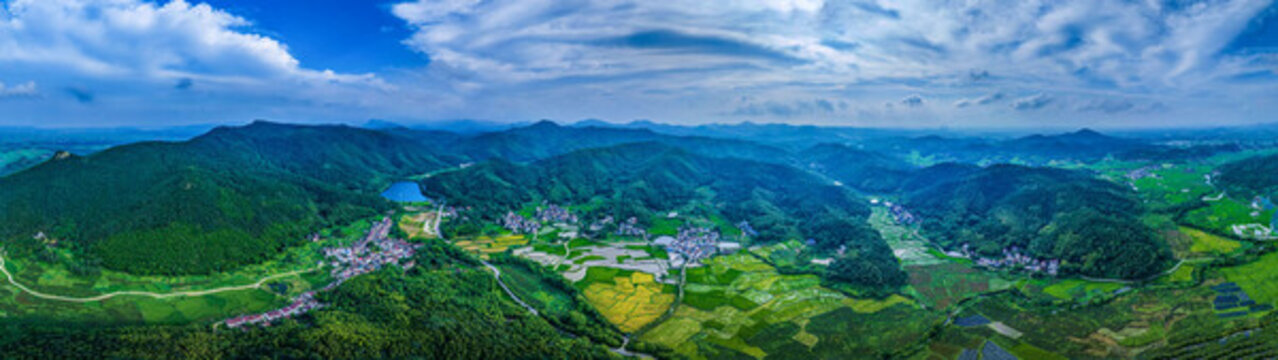 萬(wàn)年臺(tái)風(fēng)景區(qū)