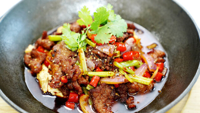 干鍋牛肉