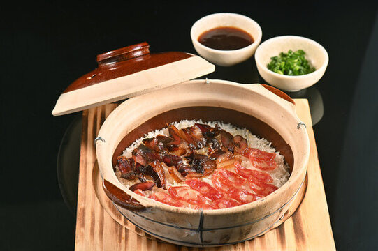 臘味煲仔飯
