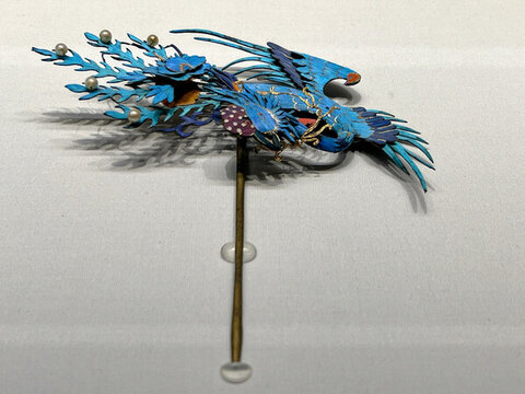 清代點(diǎn)翠花鳥(niǎo)蝶紋頭花