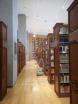 圖書館書架