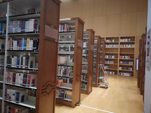 圖書館書架
