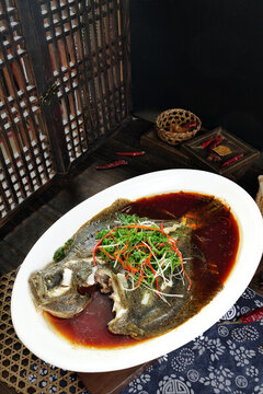 清蒸多寶魚(yú)