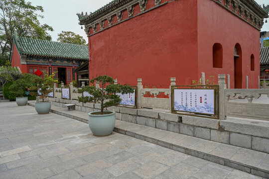中國(guó)開封延慶觀景區(qū)玉皇閣建筑