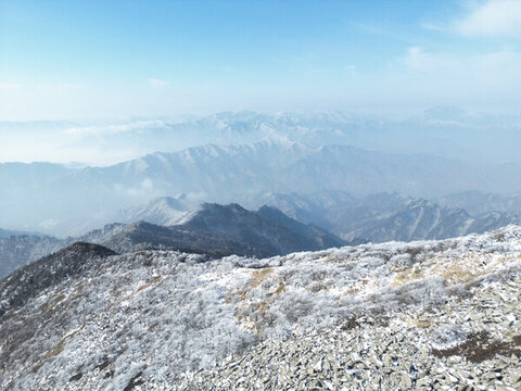 爬山