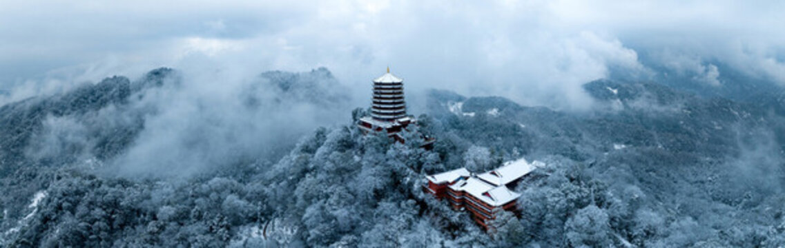 青城山老君閣雪景全景圖