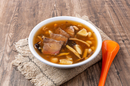 河南清真牛肉胡辣湯