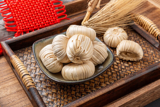 傳統(tǒng)名點春節(jié)祭灶糖瓜黏