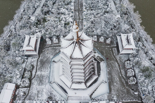 湖南懷化鶴鳴洲雪景