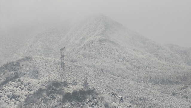 高山雪景