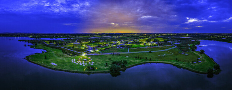 袁河西濕地公園夜景