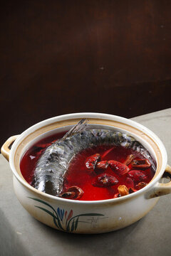 野生光魚紅菇湯