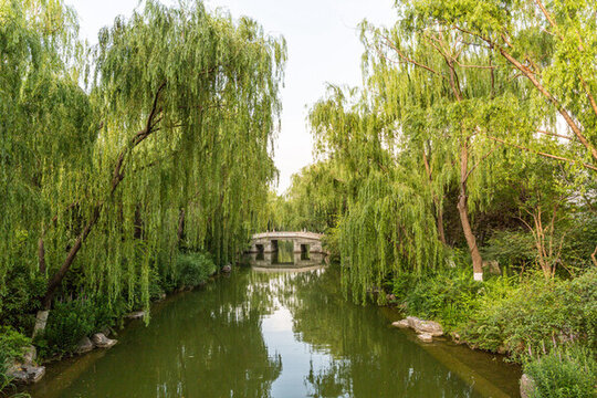 濟(jì)南大明湖石拱橋