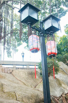 燈籠高高掛