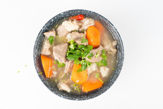 冬季養(yǎng)生湯蘿卜羊肉湯