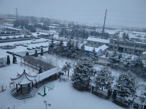 廠區(qū)雪景