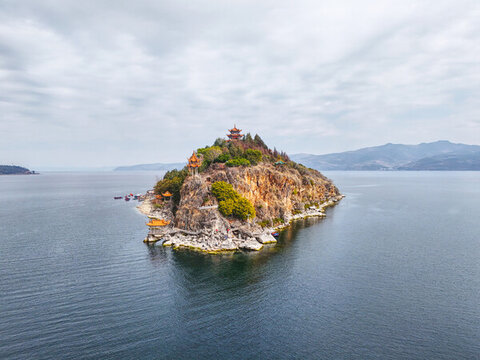 撫仙湖孤山島
