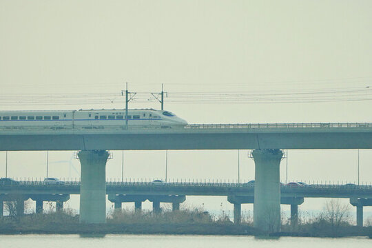 沿江高鐵