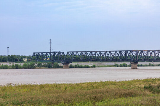 山東濟南新津浦鐵路黃河大橋
