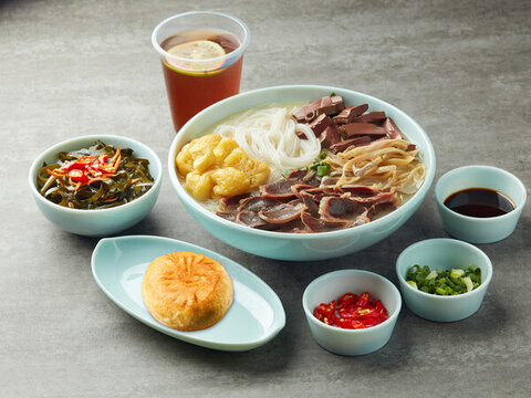 鴨血粉絲套餐