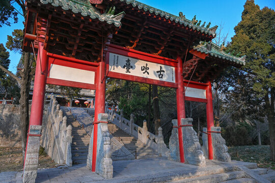 中國開封禹王臺古吹臺景區(qū)建筑