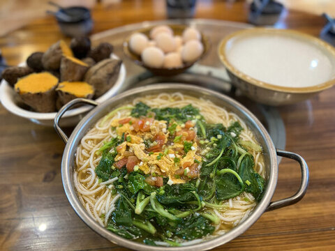 簡樸早餐桂林米粉