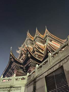 重元寺建筑夜景屋檐飛檐翹角