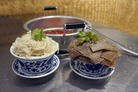 川渝老式麻辣火鍋食材毛肚