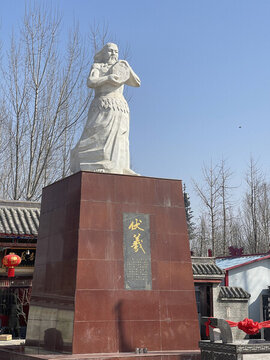河南濮陽市伏羲雕像