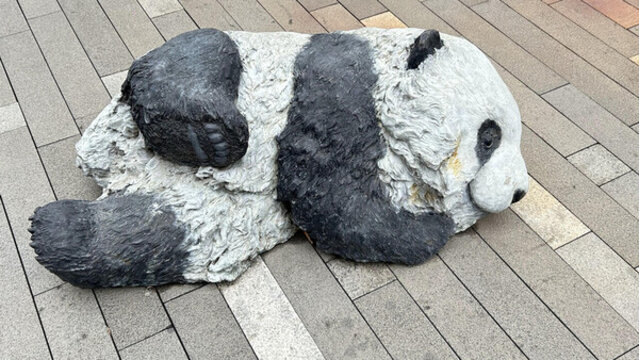熊貓雕塑