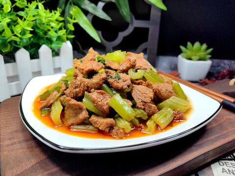中芹肉柳
