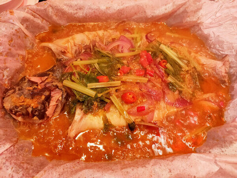 紙包魚(yú)