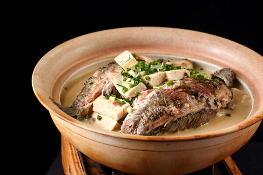 豆腐鯽魚湯
