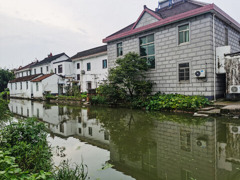 小鎮(zhèn)人家