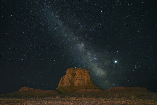 瞭馬墩峰火臺(tái)星空星軌