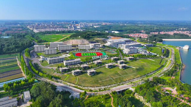 北京大学现代农业研究院