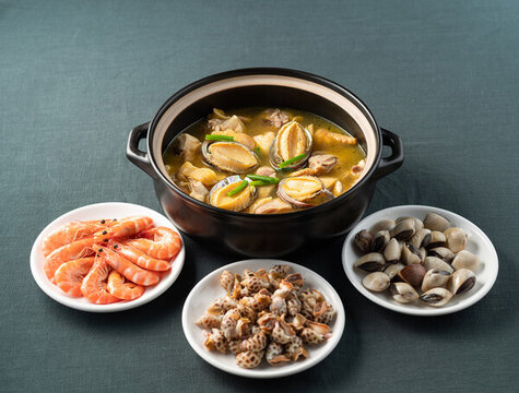 鮑魚雞