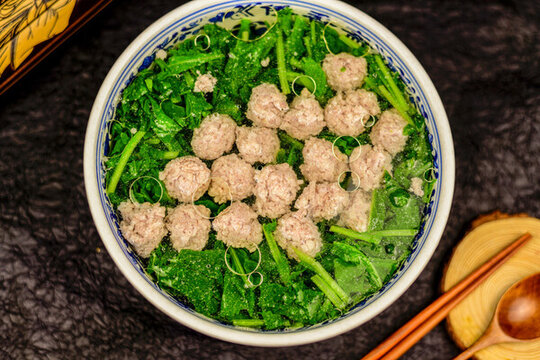 蘿卜菜肉圓湯