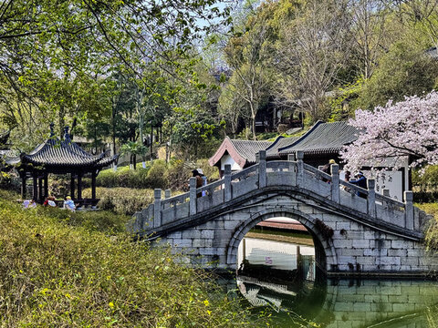 龍泉公園